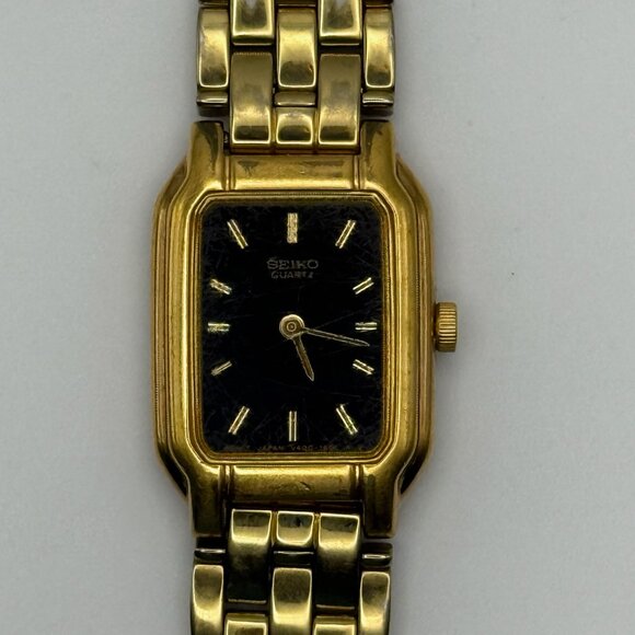 Vintage Seiko Rectangular Gold Black tones Petite Ladies Watch Working